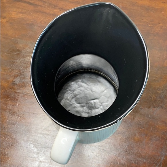 Gibson white Pitcher - Picture 5 of 9